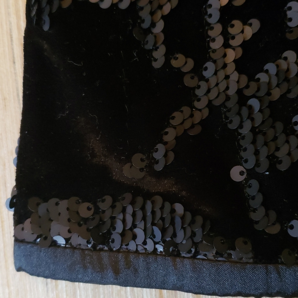 Romeo & Juliet Little Black sequin dress - Picture 6 of 13